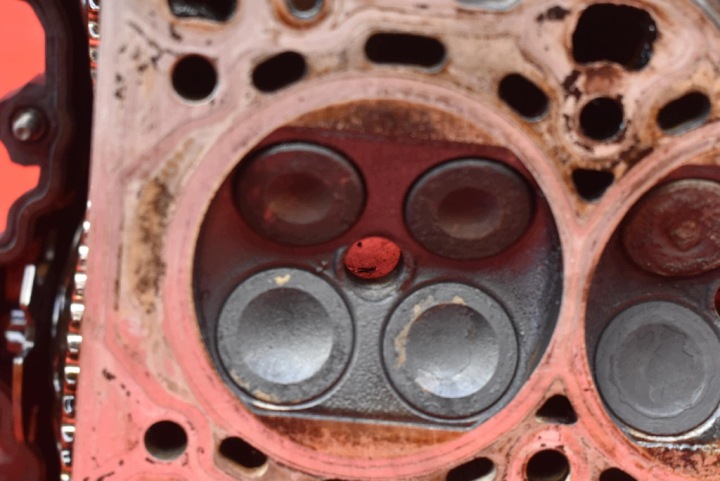 CULASSE MOTEUR 55355430 OPEL MERIVA A 1.4 16V 90 KM 02-06