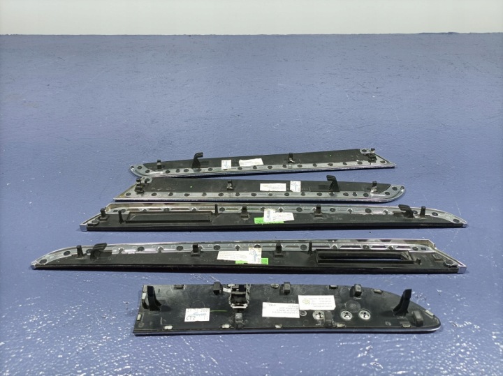 AUDI A6 C6 BAGUETTES DÉCORS PORTES TABLEAU DE BORD EUROPE 4F0867419L