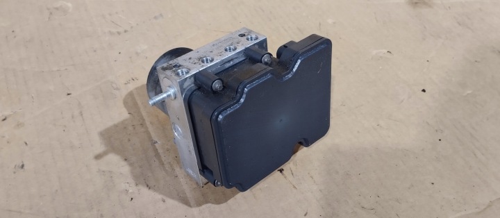 POMPE DE FREIN ABS MERCEDES VITO W447 2.2 CDI A4479008901