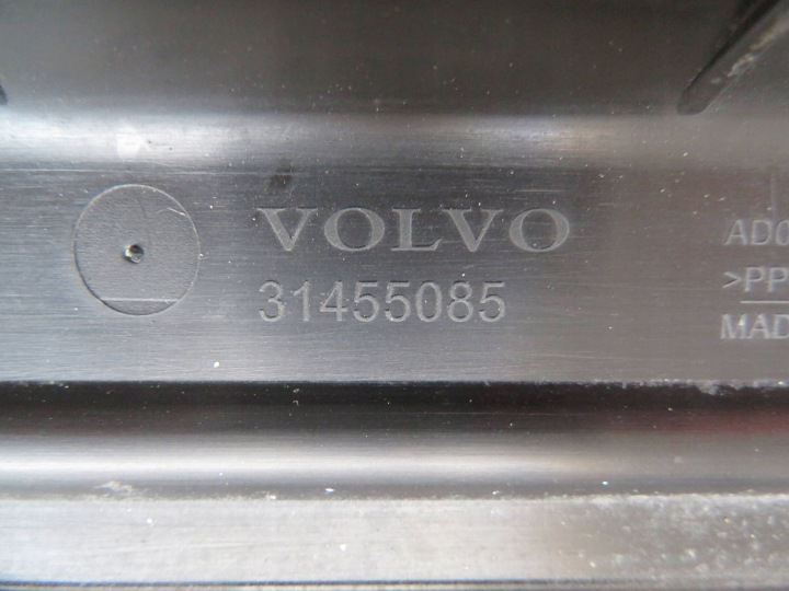 ADMISSION GUIDE D'AIR AVANT VOLVO XC60 II 31455085
