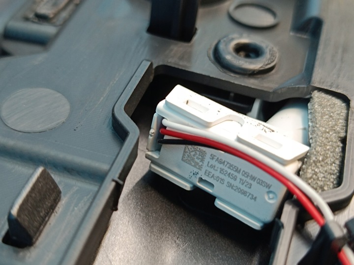 CUPRA LEON COMBI 2,0 TFSI 2023 R COLLECTEUR PORTES DROIT AVANT 5FA867012AK XFG