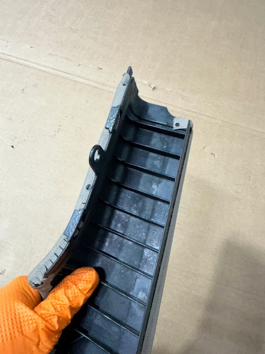 PROTECTION CHARNIÈRES GAUCHE CLAPET TOITS GAUCHE ARRIÈRE MERCEDES SL R230, W230 H2