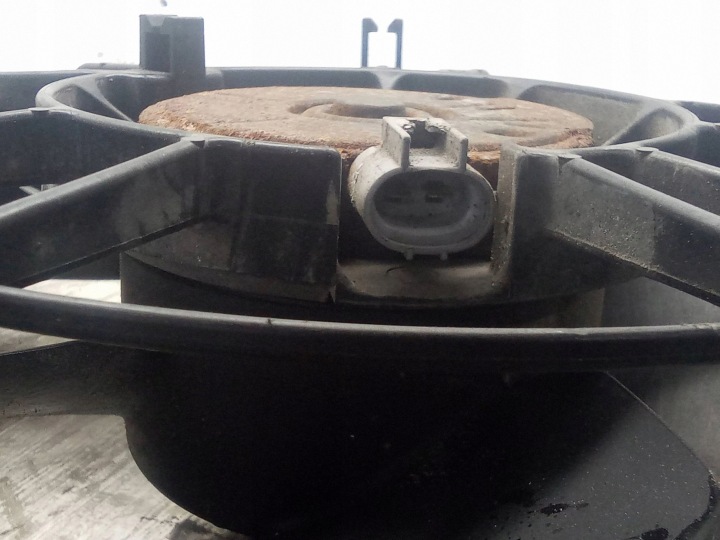 2003 TOYOTA COROLLA VERSO E121 VENTILATEUR RADIATEUR