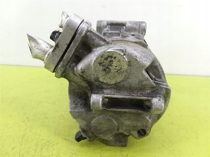 COMPRESSEUR DE CLIMATISATION OPEL CORSA D AGILA MERIVA 1.2 1.4 55701200