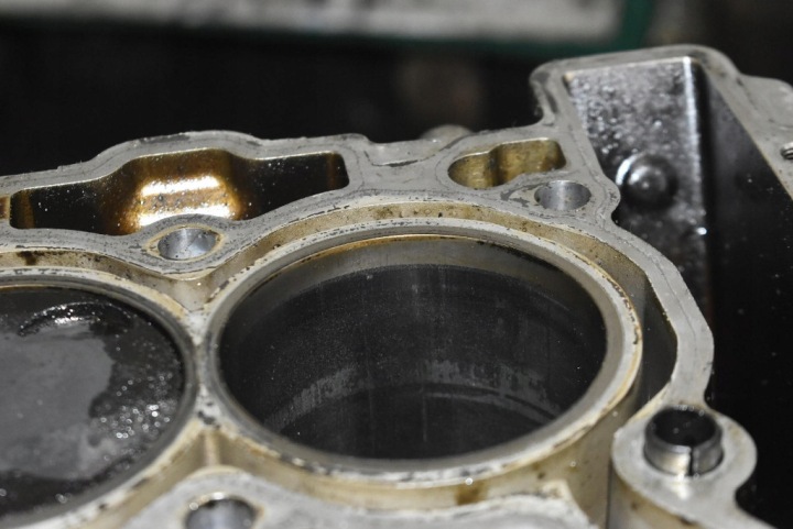 BLOC BAS MOTEUR ARBRE MBGU30 PEUGEOT 207 1 I 1.6 VTI 120 KM 06-09