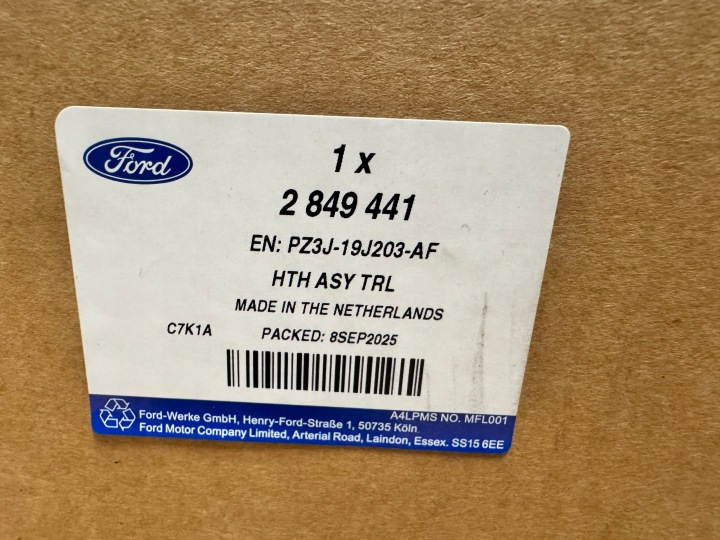 POUTRE PARE-CHOCS CROCHET ATTELAGE FORD TOURNEO CUSTOM PZ3J-19J203-AE