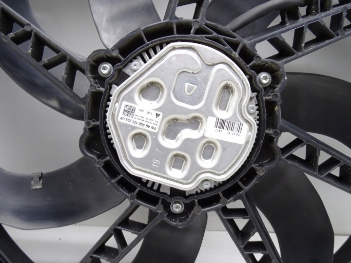 VENTILATEUR RADIATEUR AUDI A3 8V LIFT 5Q0121203CN