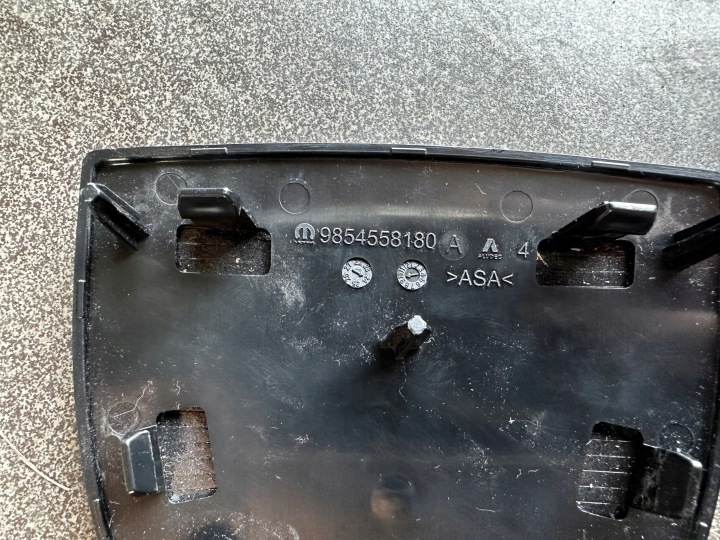 PEUGEOT 2008 II LIFT LOGO INSIGNE EMBLÈME CALANDRE