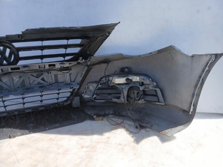 PARE-CHOCS AVANT AVANT VOLKSWAGEN PASSAT CC ARGENTÉ LA7W PDC 3C8807217