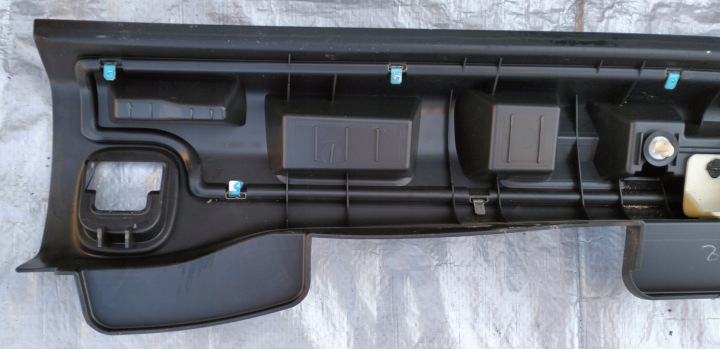 REVÊTEMENT PROTECTION SEUIL COUVERCLES DE COFFRE CITROEN C5 III X7 9681929277