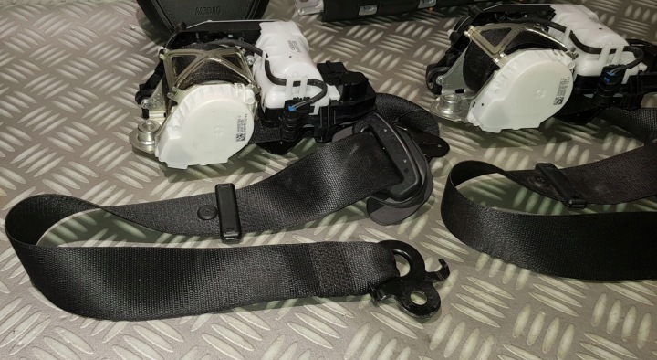 BMW 7 G11 G12 COUSSIN AIRBAG CONDUCTEUR PASSAGER CEINTURES DE SÉCURITÉ ENSEMBLE