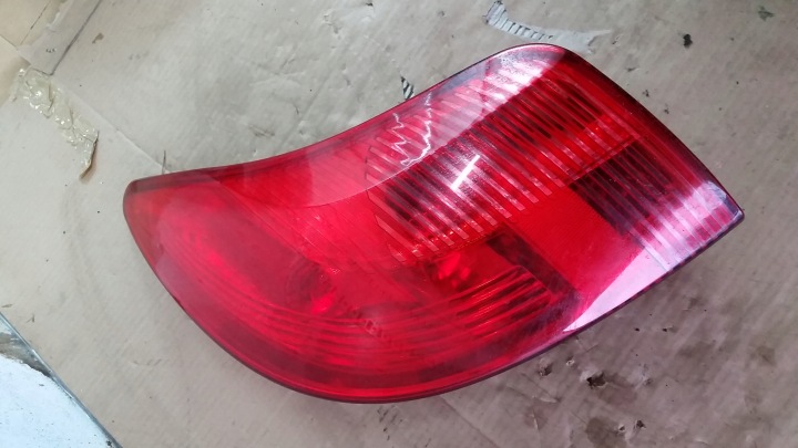 PEUGEOT 308 T7 SW UNIVERSEL PHARE LEWA/PRAWA ARRIÈRE 96814447XT
