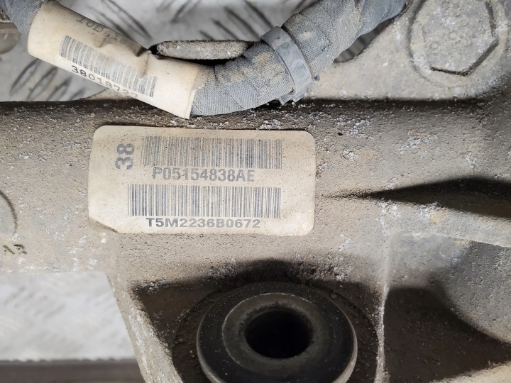 CHRYSLER PACIFICA P05154838AE PRZEKLADNIE MANCHON DE DIRECTION