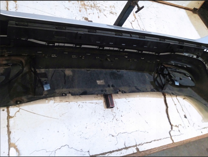 PARE-CHOCS MERCEDES B-KLASA W247 ARRIÈRE NR M117