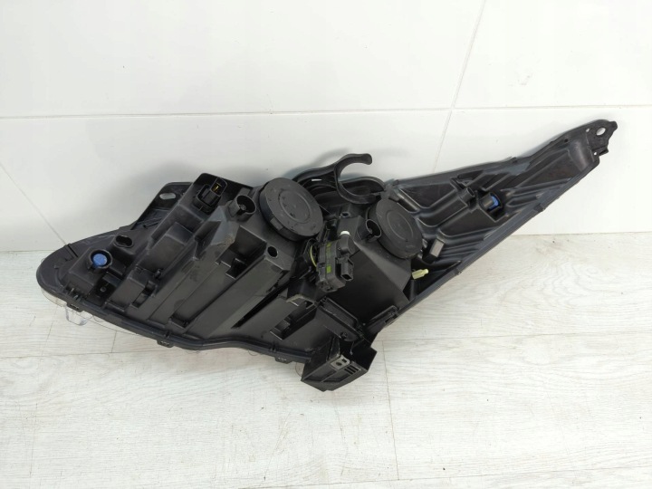PHARE AVANT DROITE CÔTÉ PEUGEOT 5008 RESTYLAGE 2014 9805505580