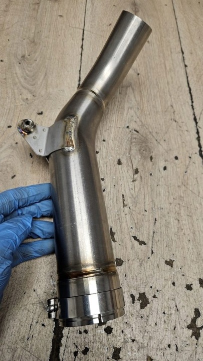 TUYAU CONNEXION AKRAPOVIČ COLLECTEUR CONDUIT D'AIR YAMAHA YZF R1 YU0034