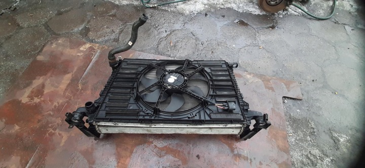 COURROIE AVANT AVANT RADIATEURS VENTILATEUR 1.4 TFSI AUDI A4 B9 8W0816411H