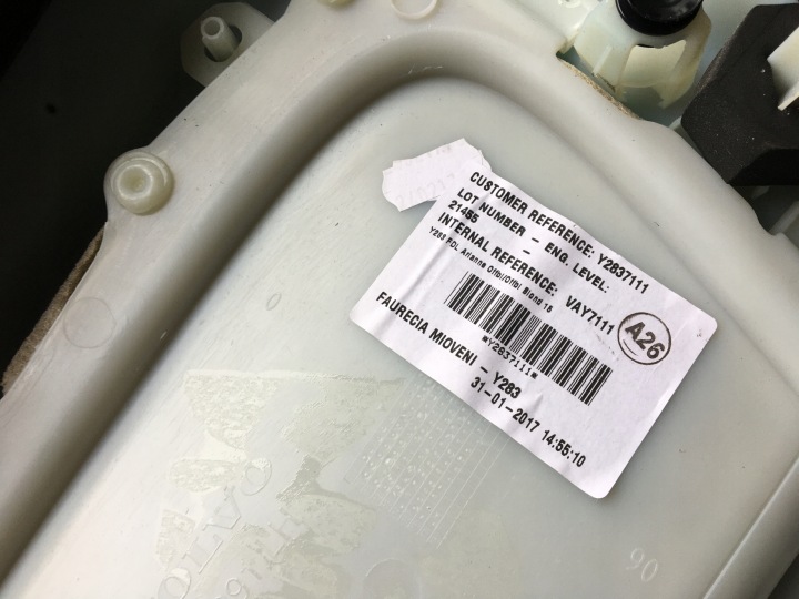 VOLVO V60 13- LIFT GARNITURE PORTES GAUCHE AVANT COLLECTEUR CONDUCTEUR CUIR 8635846