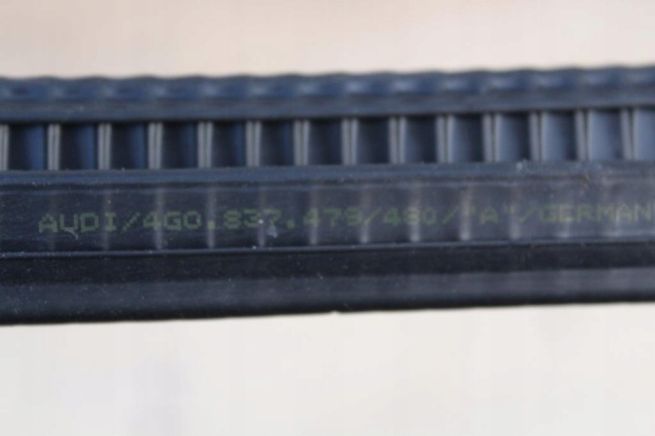JOINT D'ÉTANCHÉITÉ RACLOIR PORTES GAUCHE AVANT AUDI A6 C7 4G0837479