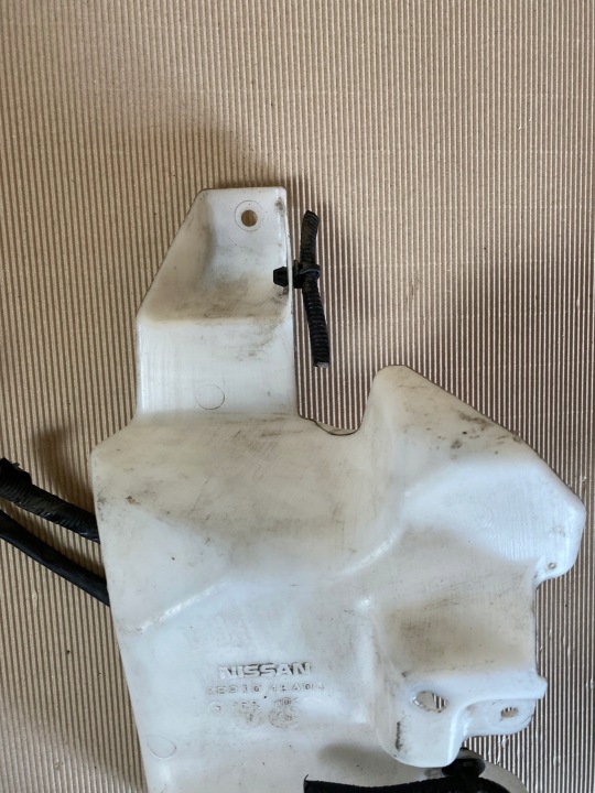 NISSAN QASHQAI II J11 RÉSERVOIR LAVE-GLACES POMPE JEU