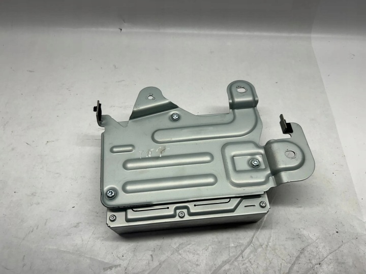 FORD MUSTANG VI AMPLIFICATEUR HR3T18T806AD 2021