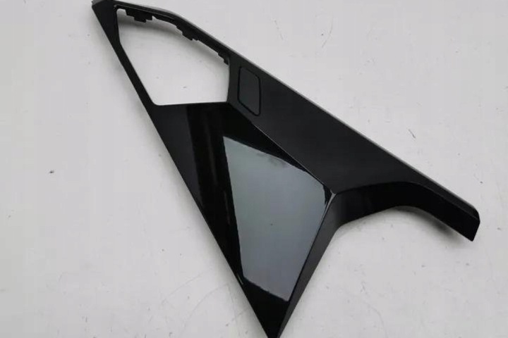 MOULURE DÉCORATIVE FLANC AVANT GAUCHES PORTES AUDI A1 SPORTBACK (8XA, 8XF)