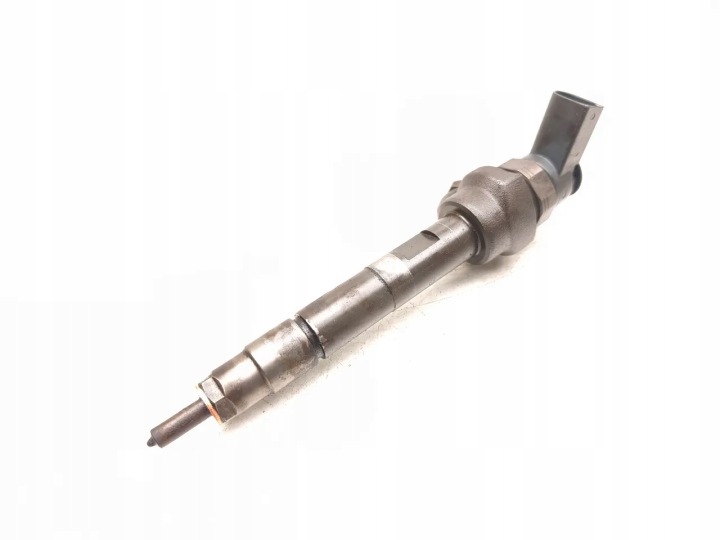 BMW 1 SERIES INJECTEUR CARBURANTS 120D DIESEL 135KW (184 HP) 7798446 2012