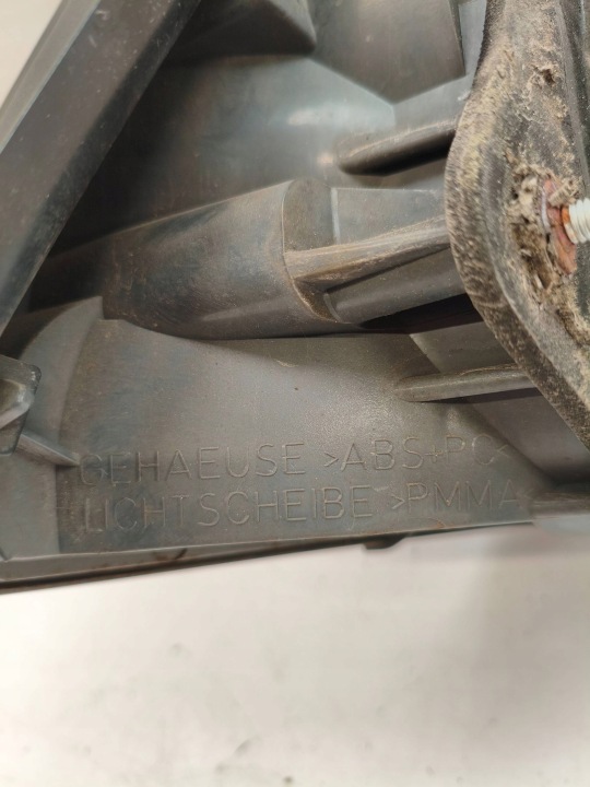BMW 3 E46 PHARE GAUCHE ARRIÈRE PROJECTEUR DESCRIPTION 283301
