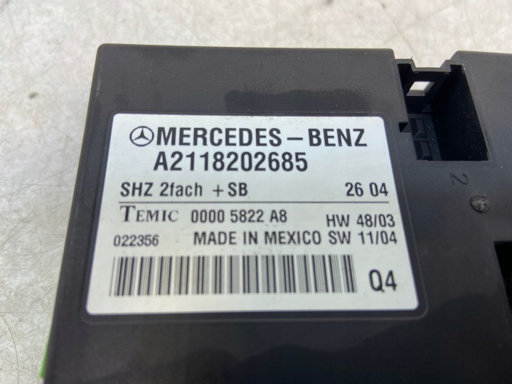 MERCEDES MODULE ORDINATEUR CONTRÔLEUR A2118202685