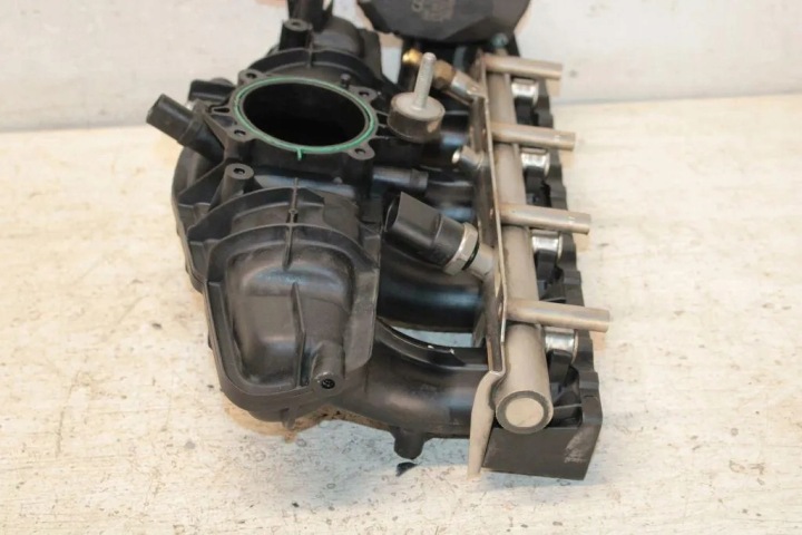 COLLECTEUR ADMISSION AUDI A4 (8EC, B7) 06F133201N 2.0L GASOLINE 147KW 2006
