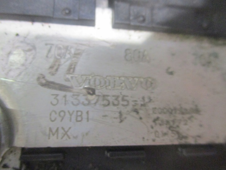 SERRE-CÂBLE NÉGATIVE BOÎTE FUSIBLES VOLVO V40 II 1.6 D2 30644809 31337535