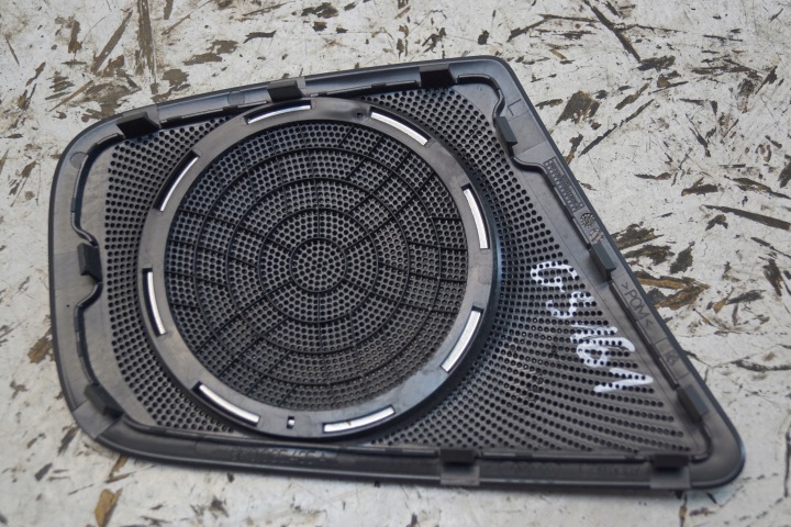 CALANDRE HAUT-PARLEURS AUDI A4 B8 8K0035435A B&O
