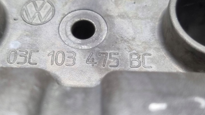 COUVERCLE DE SOUPAPES ARBRES 03C103475BC VW GOLF V A3 8P TIGUAN 5N 1.4 TSI CAX CAV