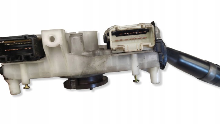 COMMUTATEUR COMPOSITE MANETTES LEXUS IS 200-300 EUROPE 8431053050