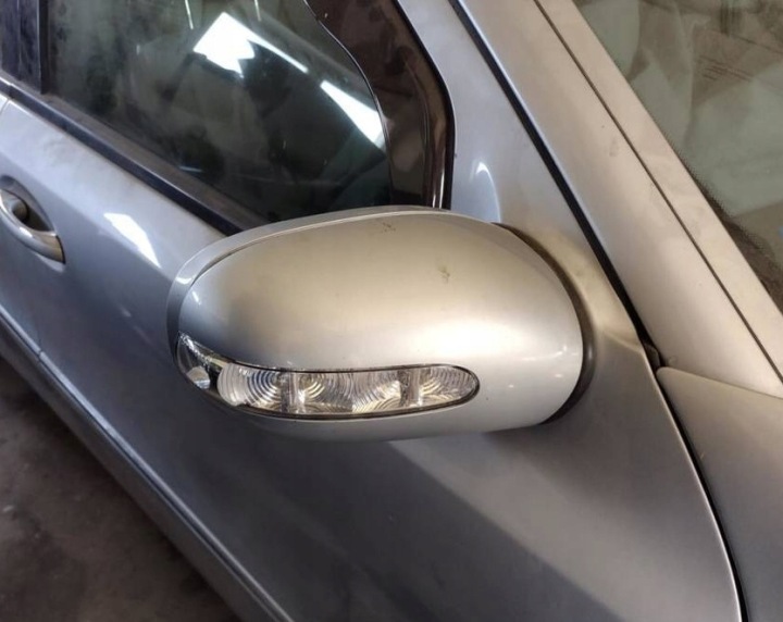 CLIGNOTANT RÉTROVISEURS MERCEDES E CLASSE W211 DROIT 2002 2006 A2038201421