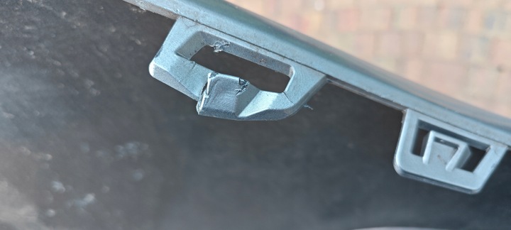 PARE-CHOCS AVANT AVANT MERCEDES EQC W293 A2938850000 A2938851100