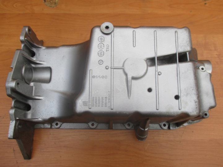 OPEL 1.6 16V Z16XEP 1.8 Z18XER ASTRA H MERIVA ZAFIRA B CARTER HUILES 55353306