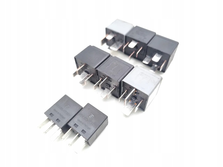 RELAIS 5M5T14B192DA V23136-A1-X64 FORD JAGUAR LAND ROVER