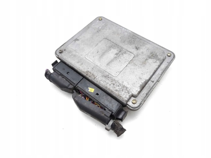 VW GOLF CONTRÔLEUR MODULE ECU 1.9 TDI DIESEL 66KW (90 HP) 036906034CN 2003