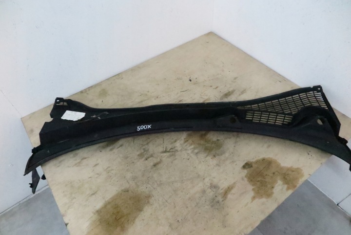DOUBLURE DE PASSAGE DE ROUE PLASTIQUE 735622882 FIAT 500X