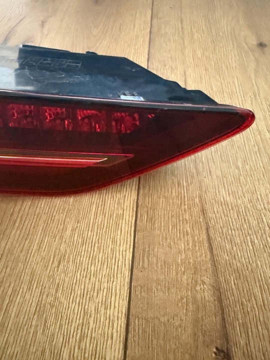 PHARE GAUCHE ARRIÈRE JAGUAR I-PACE X590 J9D3-13A421-AB