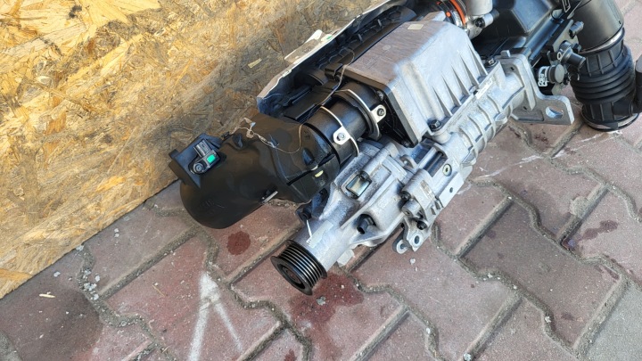 VOLVO S60 III V90 XC40 XC60 II XC90 II 2.0T T6 COMPRESSEUR DE CLIMATISATION 31439783