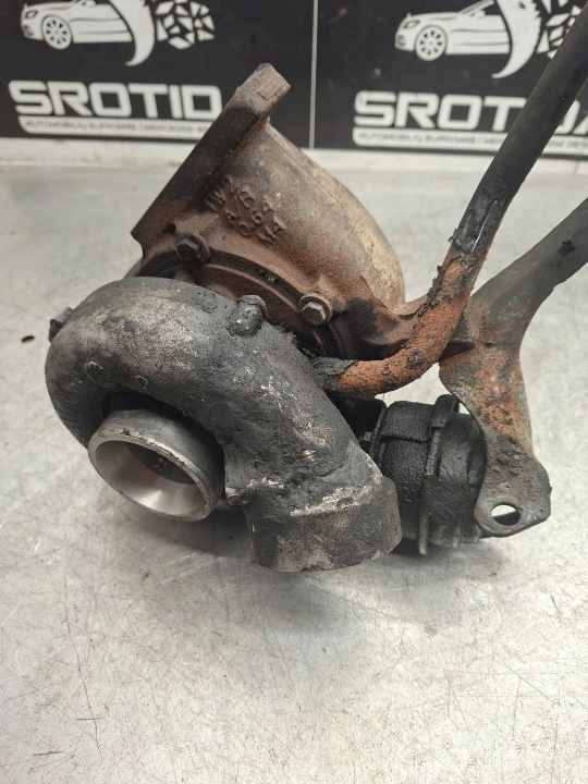 MERCEDES W203 2.7 CDI TURBINE A6120960499