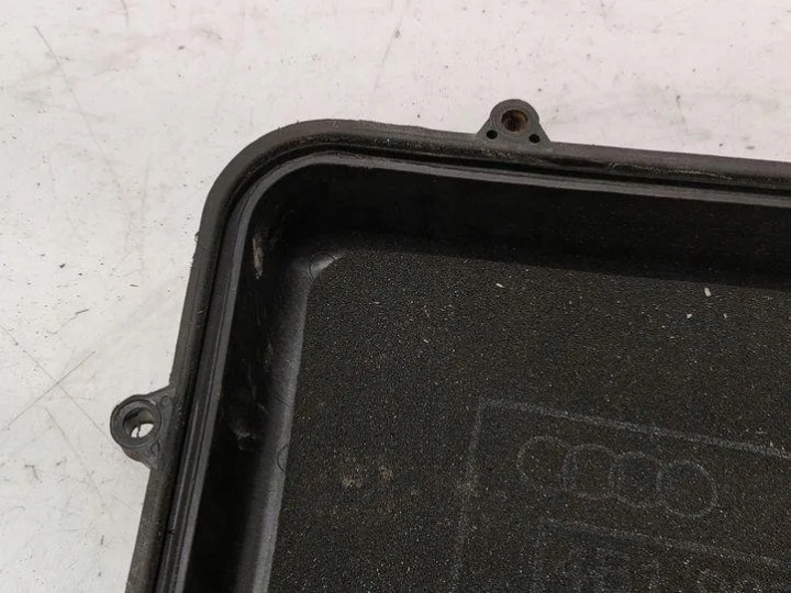 COUVERCLE BOÎTES FUSIBLES AUDI A6 AVANT (4B5, C5) 4B1907613 2.5L