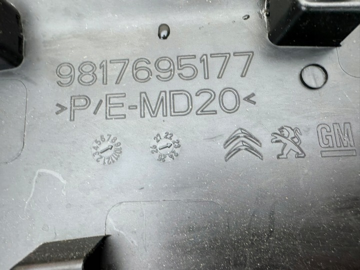 CITROEN BERLINGO COMBO E PROACE 18R- MOULURE PORTES DROITE ARRIÈRE 9817695177