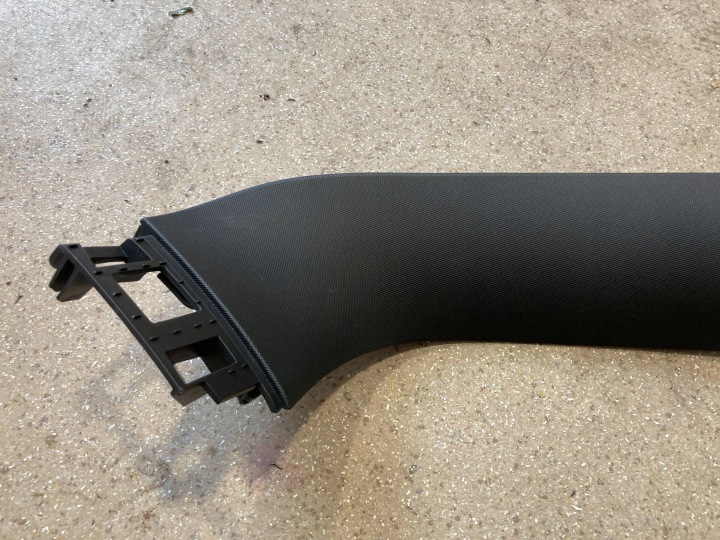 GARNITURE COUVERCLES DE COFFRE COUVERCLES DE COFFRE ARRIÈRE CÔTÉ GAUCHE BMW X7 G07 7418849