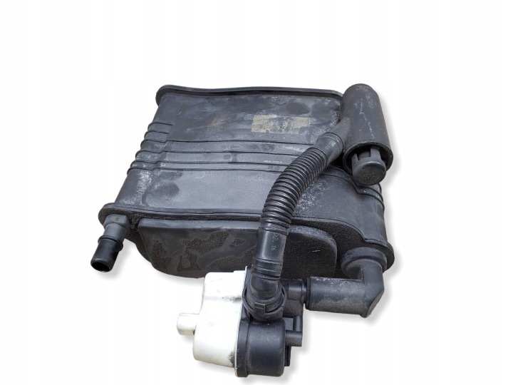 MERCEDES-BENZ C W205 2016 FILTRE CARBONIQUE VAPEUR CARBURANTS