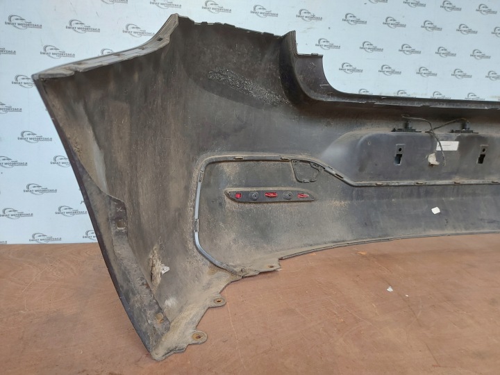 BMW 1 LIFT II F20 F21 1.5 B 16R PARE-CHOCS ARRIÈRE 8060292