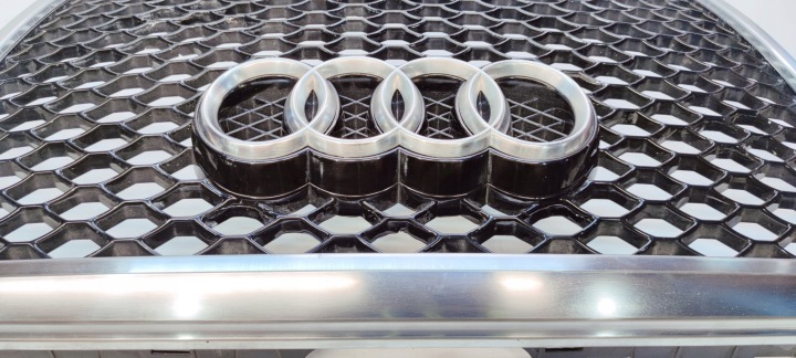 GRILLE CALANDRE RADIATEUR RADAR AUDI RS6 A6 C6 4F0853651AL 4F0853651AM