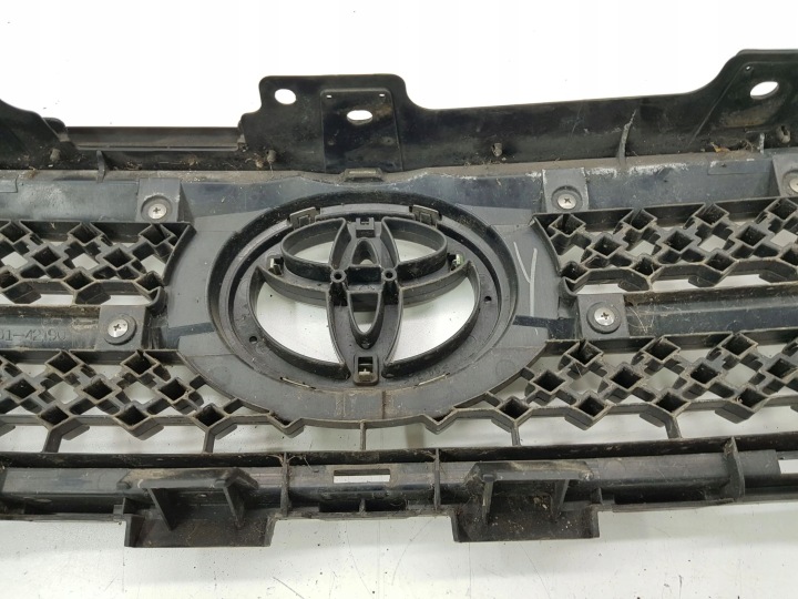 TOYOTA RAV 4 (XA30) 2006 GRILLE DE RADIATEUR